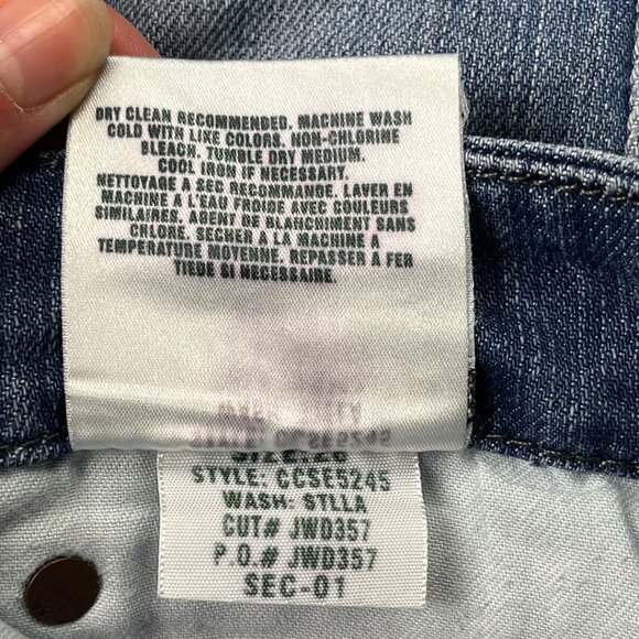 Joe's Blue Denim Jeans Size 26 Medium Wash Flared Jeans Low-Rise Embroidered Y2K - Picture 10 of 14